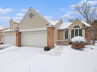 37 Willow Pond Dr E, Saginaw, MI