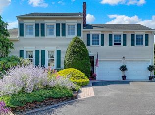 4394 Merrick Rd, Massapequa, NY 11758