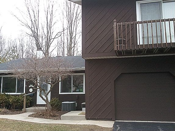 1st image of 2512 Cross Creek Dr APT A