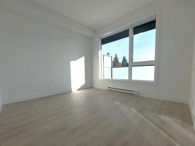 494 Goldstream Ave — Photo 56