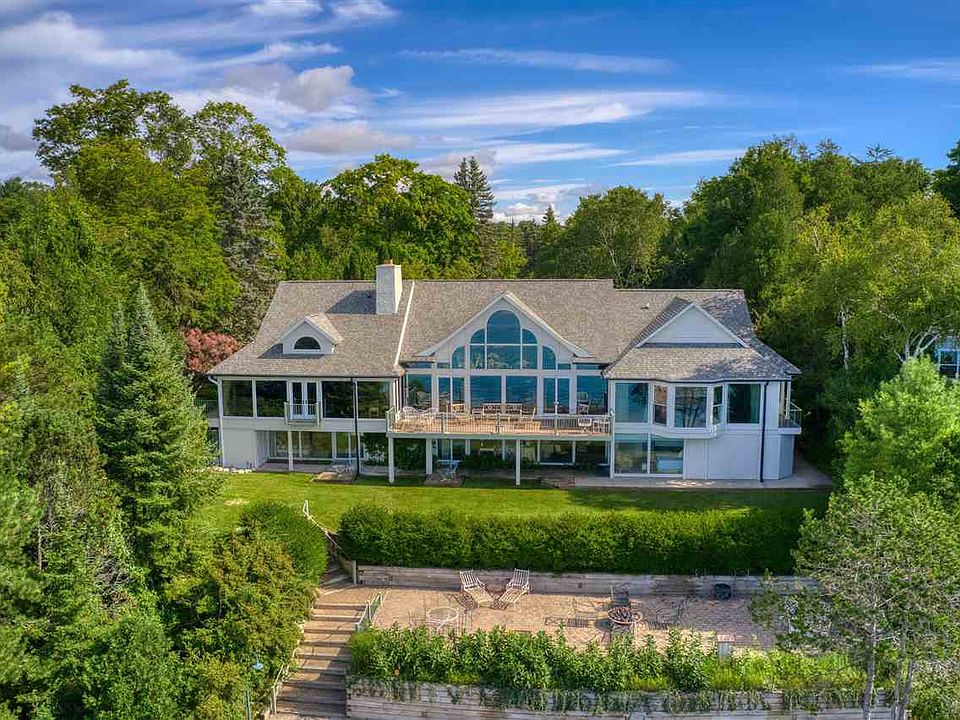 333 Glenn Dr, Harbor Springs, MI 49740 Zillow