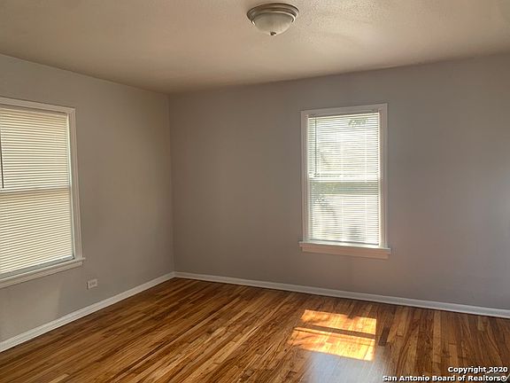 4th image of 907 Donaldson Ave #3