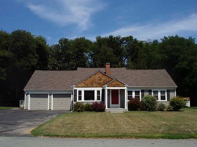 37 Brookside Dr, East Greenwich, RI, 02818