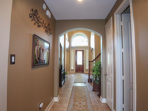3rd image of 2919 Ramble Ln