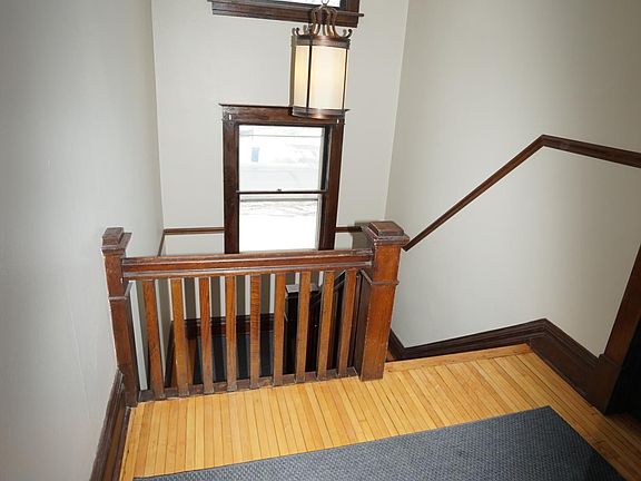 5th image of 1065 Selby Ave APT 6
