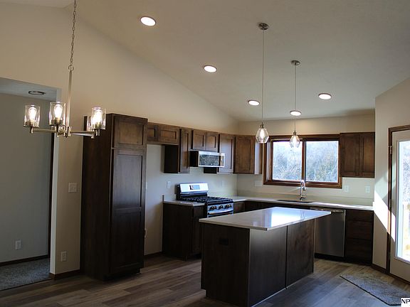 3rd image of 6335 Ambrosia Dr