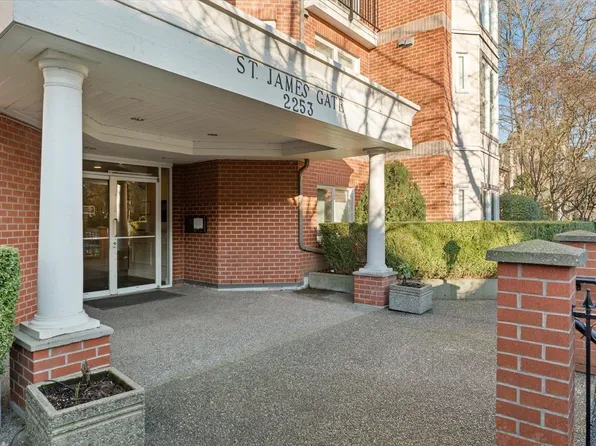 2253 Welcher Ave #207, Pt Coquitlam, BC V3C 1X2