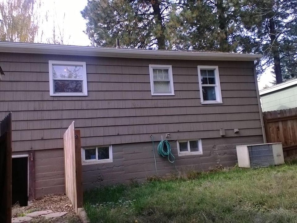 Rear of house fenced yard