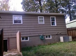 1020 NW Charlotte St, Pullman, WA 99163