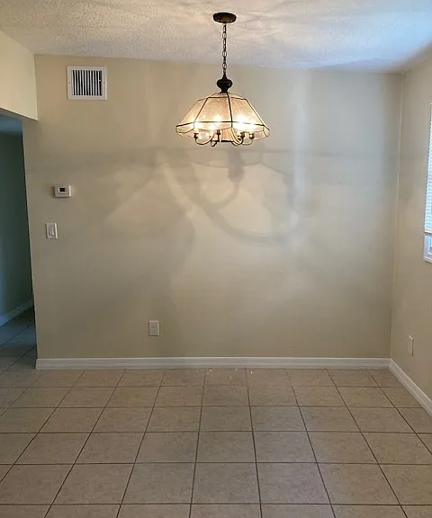 849 Longdale Ave — Photo 10