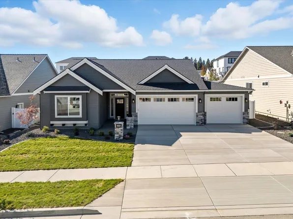 18066 E Wind Rose Ct, Greenacres, WA 99016