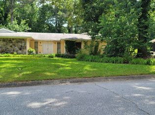 1618 Adrian Dr, Riverdale, GA 30296