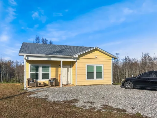 1190 Horton Rd, Quebeck, TN 38579