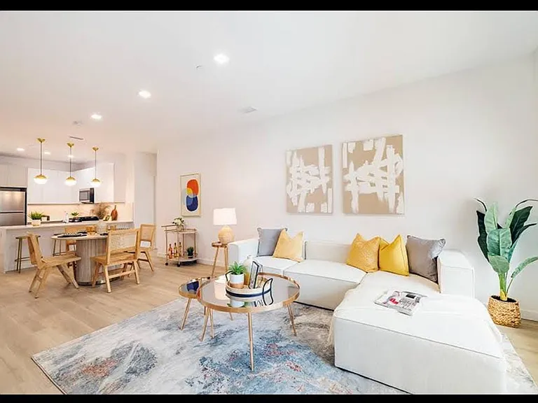 5098 Hudson Ave #14-1 — Photo 2