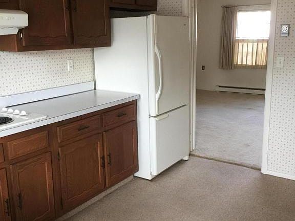 3rd image of 1060B Aberdeen Dr