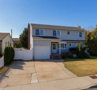 828 E. Meadow Avenue, East Meadow, NY, 11554