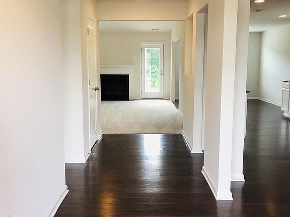 3rd image of 227 Turnfield Dr