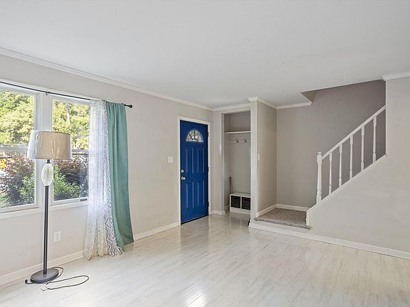 2nd image of 7728 Crown Crest Ct