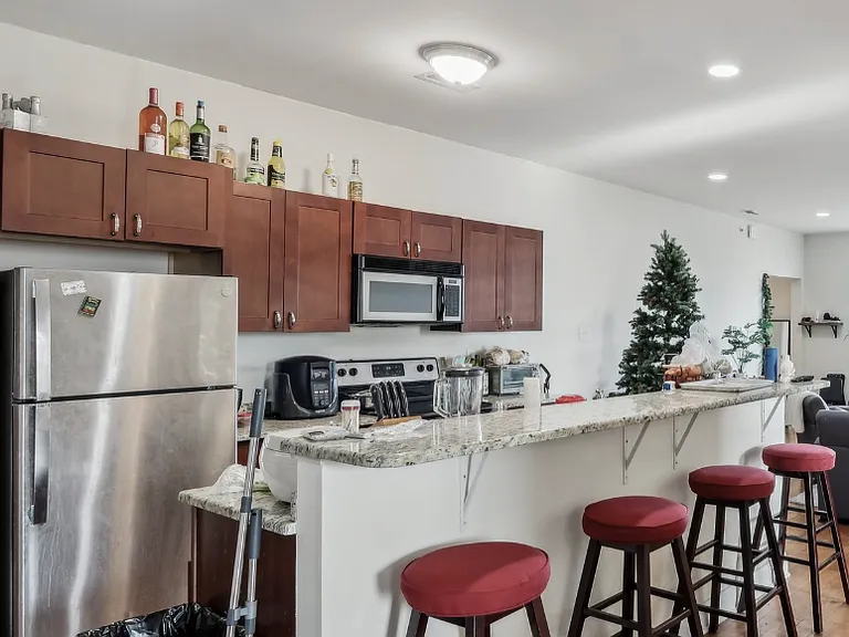 1242-44 N 16th St #3 — Photo 9