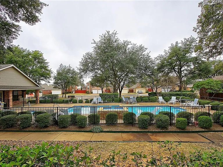 3022 Silver Springs Ln — Photo 24