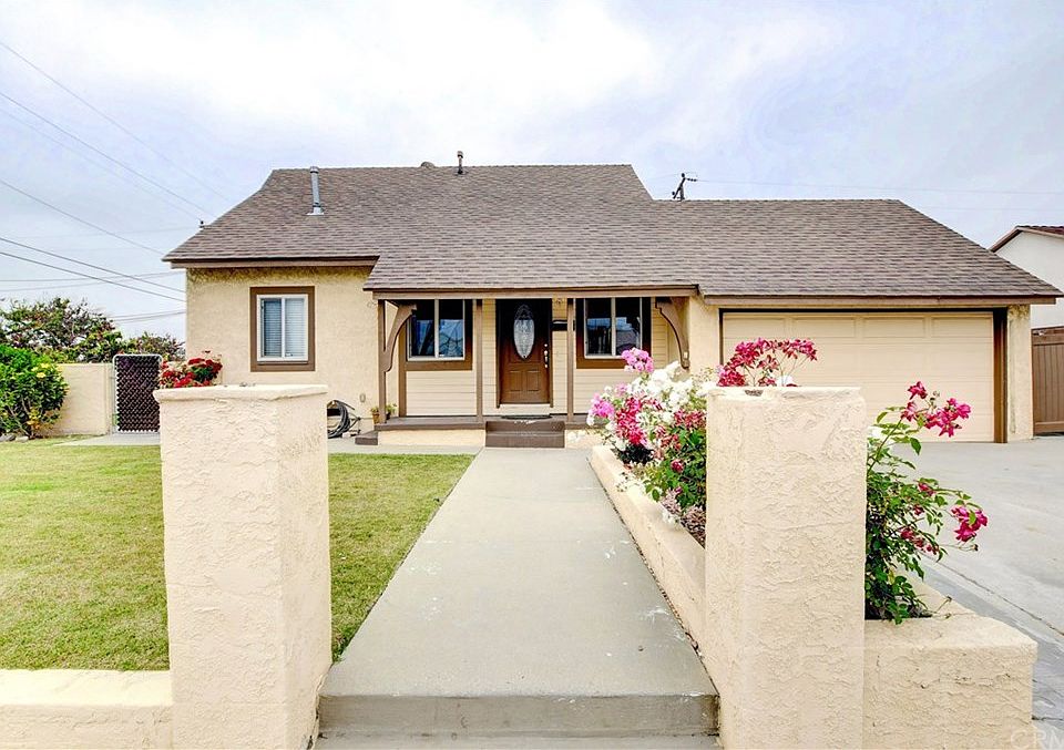 1st image of 20602 Mariposa Ave