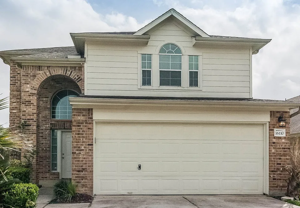 16110 Marcelia Dr