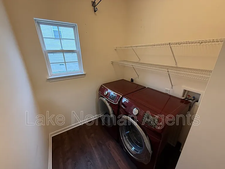 15622 Troubadour Ln — Photo 19