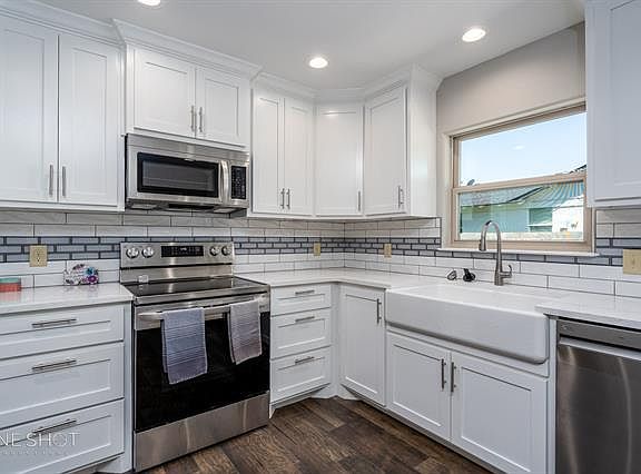 5th image of 1401 Circle Dr