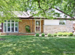 9020 Oleander Ave, Morton Grove, IL 60053
