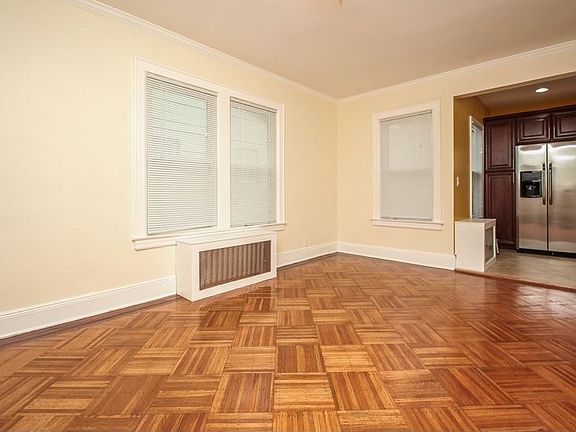5th image of 21233 113th Ave