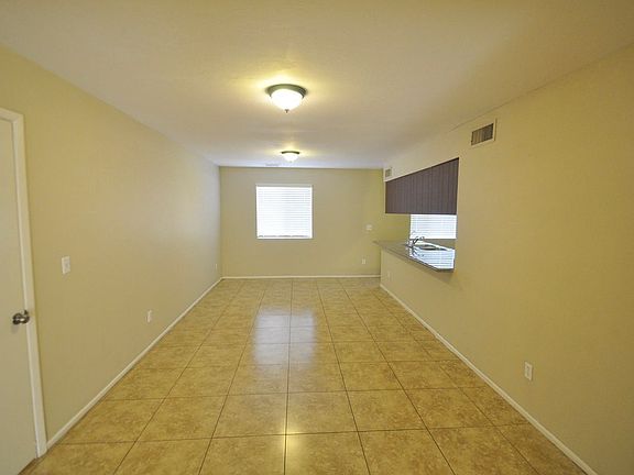 4th image of 3025 W Michelle Dr