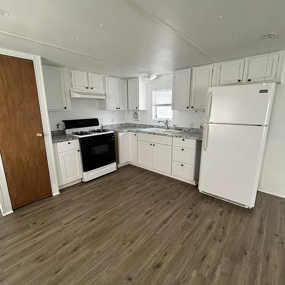 2810 Melvina St — Photo 4