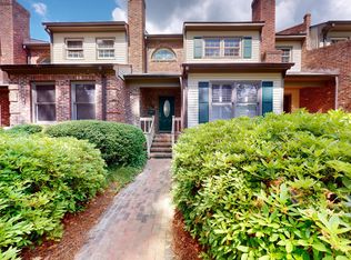 235 E New York Ave, Southern Pines, NC 28387