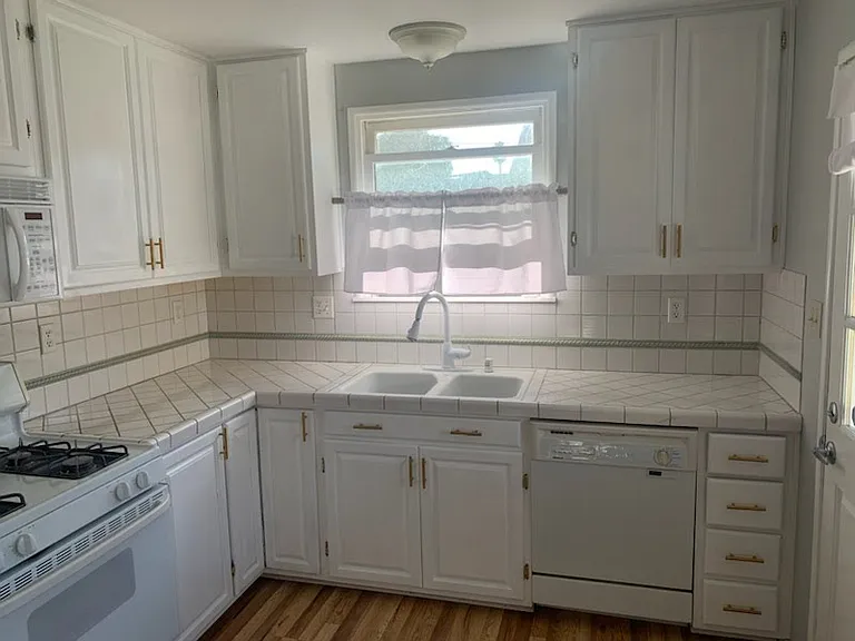 977 Arnold Way — Photo 18