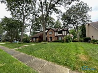 2301 Willesden Green Rd, Toledo, OH 43617