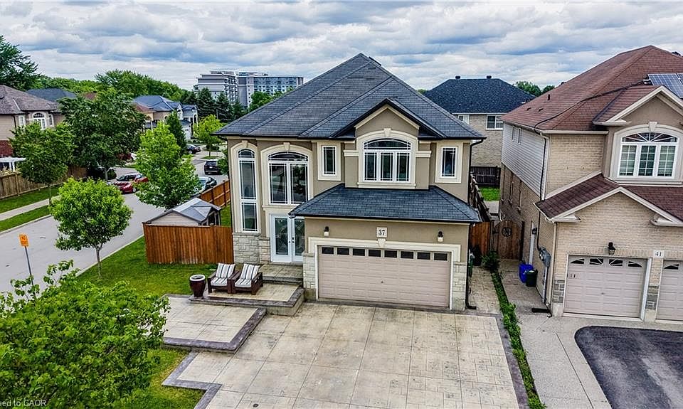 1st image of 37 Davinci Blvd