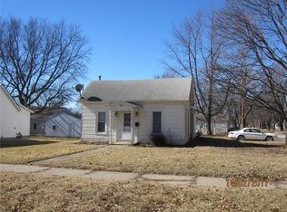 1923 5th St, Perry, IA 50220