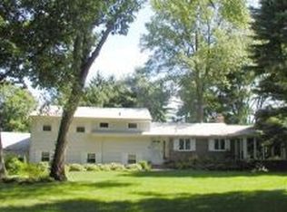 64 Circle Dr, Millington, NJ 07946