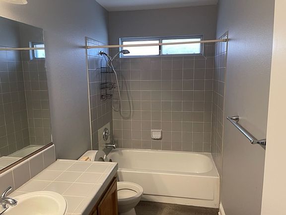 5th image of 4604 Gardenwood Ln