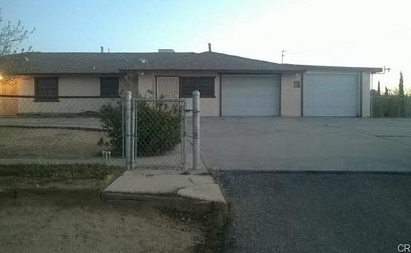 3rd image of 17911 Wisteria St
