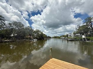 1938 High Point Dr, Sarasota, FL 34236