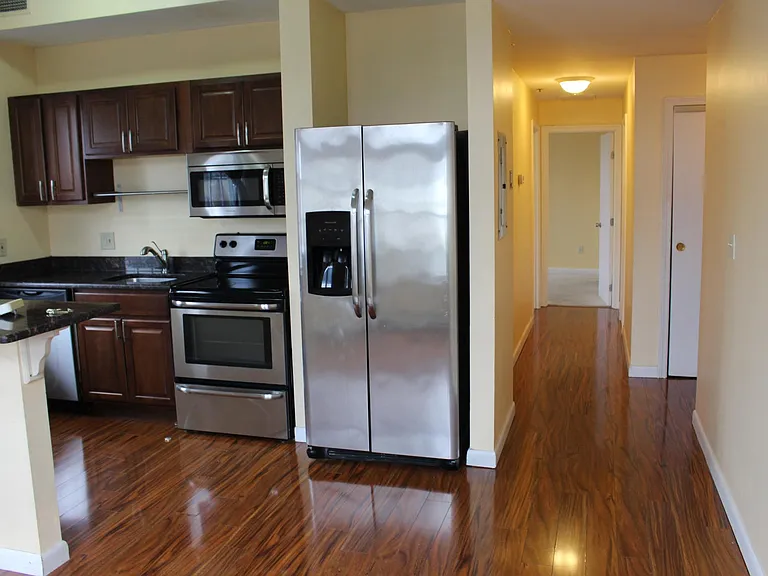 12 Walnut St #1 — Photo 9