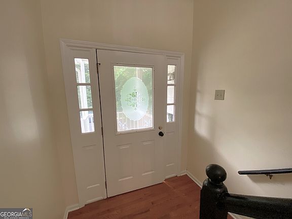 5th image of 1326 Williamsburg Ln