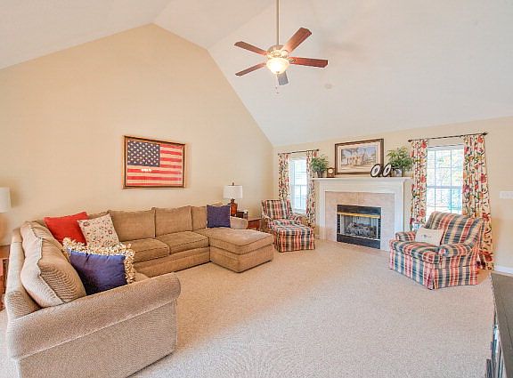 4th image of 1064 Lake Greenwood Dr