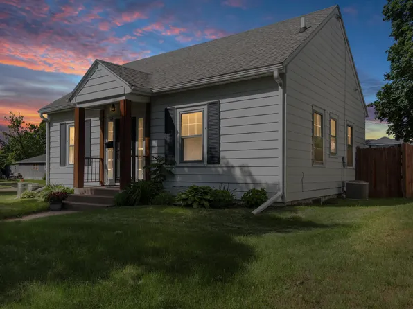 103 S Grove St, Chippewa Falls, WI 54729
