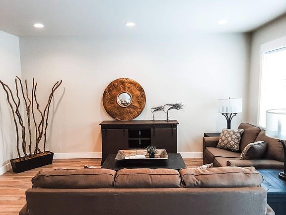 5th image of 2035 Skyview West Dr #2