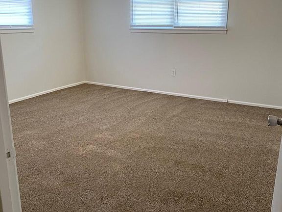 5th image of 4220 Winchester Ave