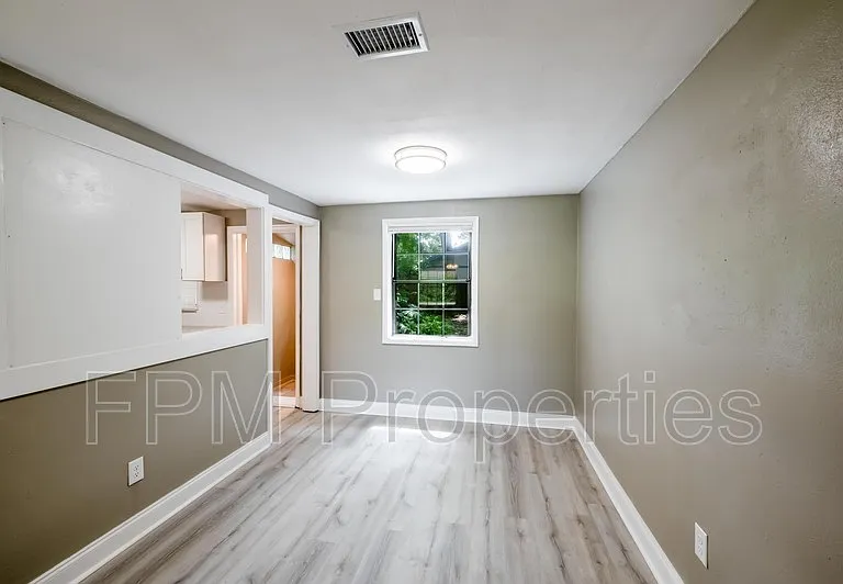 7832 Newton Rd — Photo 14