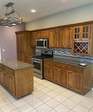 4th image of 13609 E 90th Ct N