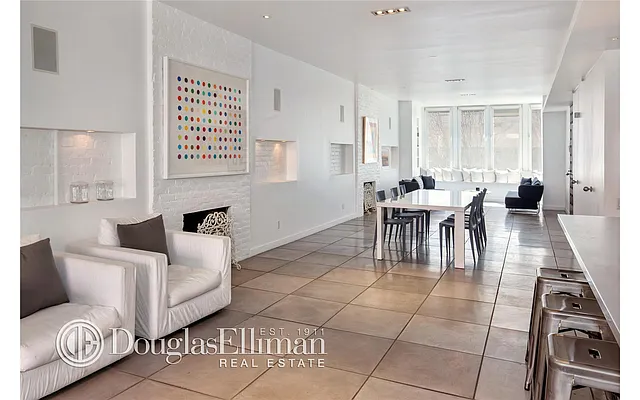 Rented by Douglas Elliman | media 21